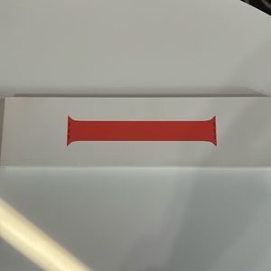 Apple Watch 45mm (size 7) Nectarine Solo Loop